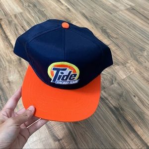 NWOT Men’s Tide Racing SnapBack